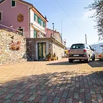 Le Macine Apartment Molino Nuovo (Genoa)
